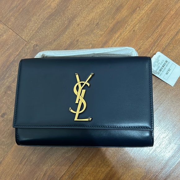 New YSL Yves Saint Laurent Kate Flap Navy Leather & Gold Chain - Picture 5 of 17